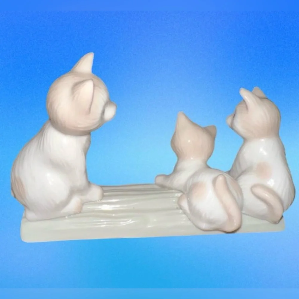 Cat Family Porcelain Figurine with Playful Kittens and Mother Kitty on‎ a Log
